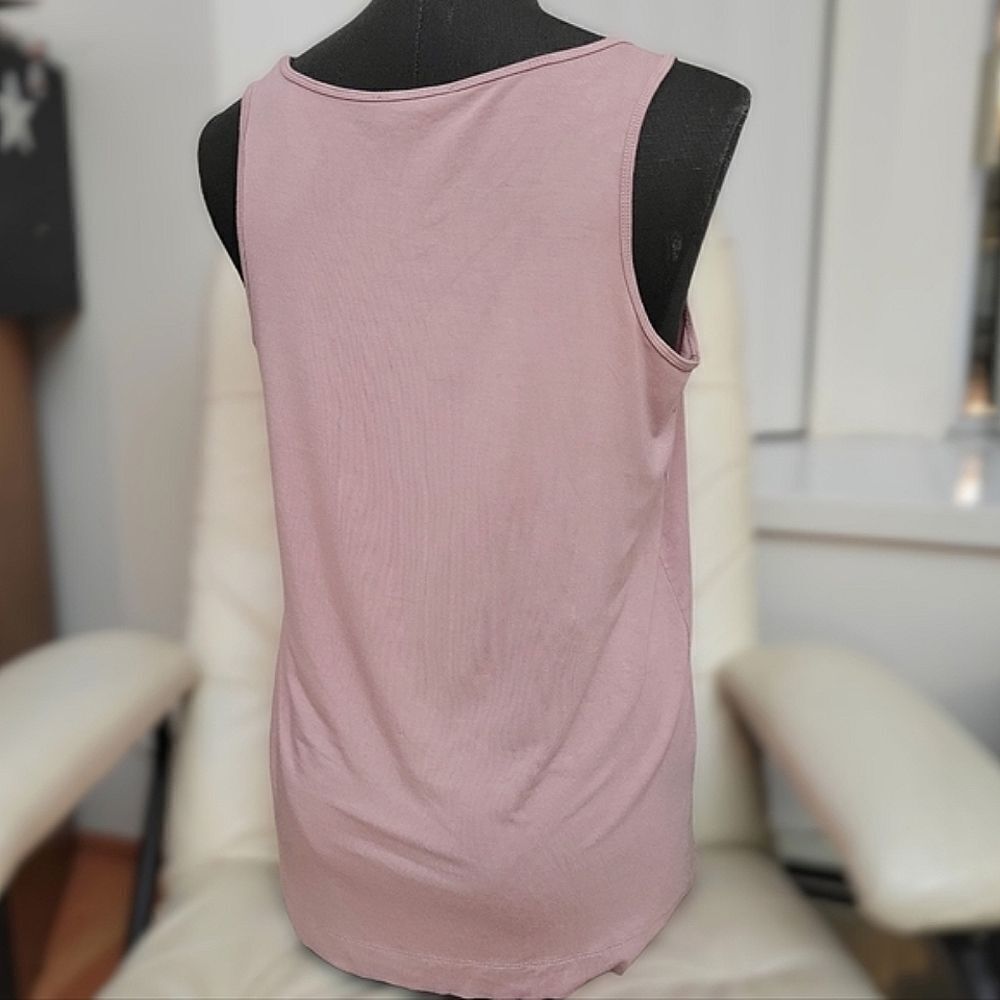 WynneLayers Essential Two-Pack Layering Tanks Woodrose/Burgundy size M - Picture 9 of 16